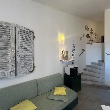 Domus De Janas Nyaraló