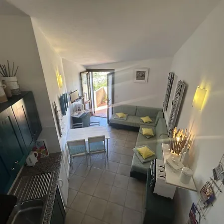 Domus De Janas Nyaraló *